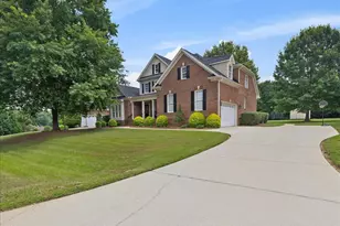 9045 Chelsea Dr, Raleigh, NC 27603 - Photo 1