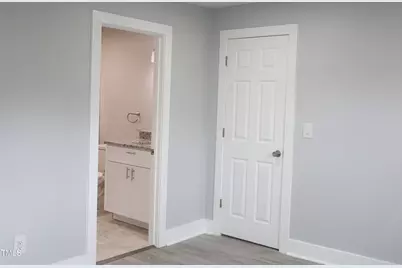 1016 Rauhut, Burlington, NC 27217 - Photo 18