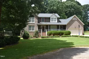 9 Pinecourt Dr, Siler City, NC 27344 - Photo 2