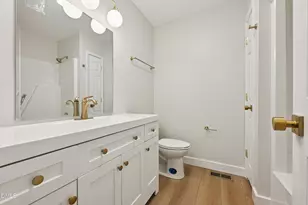 11 Sweetbay Ct, Durham, NC 27704 - Photo 6