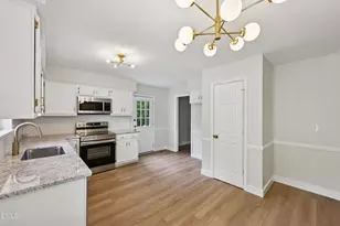 11 Sweetbay Ct, Durham, NC 27704 - Photo 16