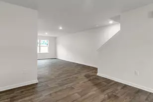 200 Holmes Cor Dr, Wilsons Mills, NC 27577 - Photo 8