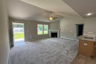 332 Magnolia Run Wy, Benson, NC 27504 - Photo 4