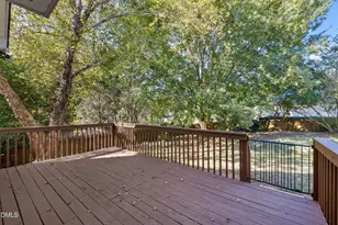 310 New Parkside Dr, Chapel Hill, NC 27516 - Photo 28