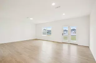 121 N Harvest Rdg Wy, Wilsons Mills, NC 27520 - Photo 4