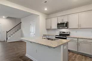 123 Chapel St, Fuquay Varina, NC 27526 - Photo 6