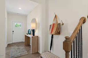 340 Hanging Elm Ln, Fuquay Varina, NC 27526 - Photo 2