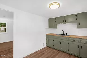 1907 Wilkins St, Burlington, NC 27217 - Photo 30