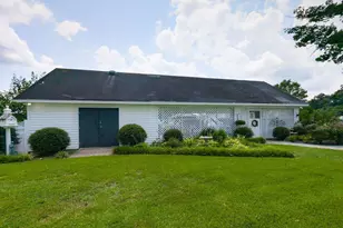 612 College St, Clinton, NC 28328 - Photo 68