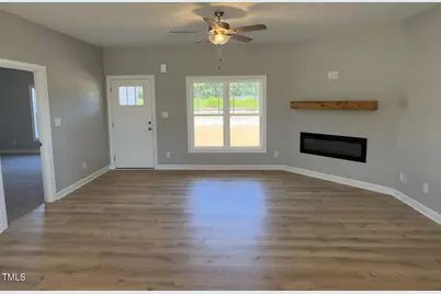 112 Lynn Lane, Selma, NC 27576 - Photo 4