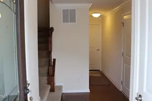 723 Suffield Way, Cary, NC 27519 - Photo 4