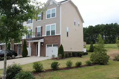 723 Suffield Way, Cary, NC 27519 - Photo 2