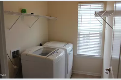 723 Suffield Way, Cary, NC 27519 - Photo 12