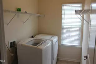 723 Suffield Way, Cary, NC 27519 - Photo 12