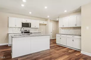 61 Maxwell Farm Ln, Selma, NC 27576 - Photo 6