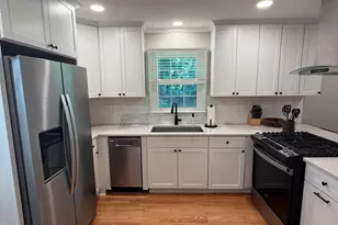 419 Emerson Dr, Raleigh, NC 27609 - Photo 8