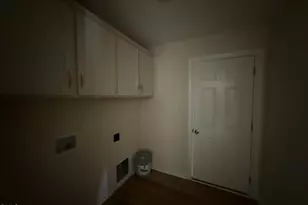 242 Maxwell Farm Ln, Selma, NC 27576 - Photo 4