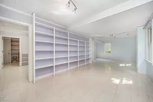 2425 Wentworth St, Raleigh, NC 27612 - Photo 26