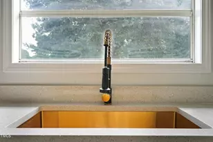 16 Lincoln Ln, Cameron, NC 28326 - Photo 8