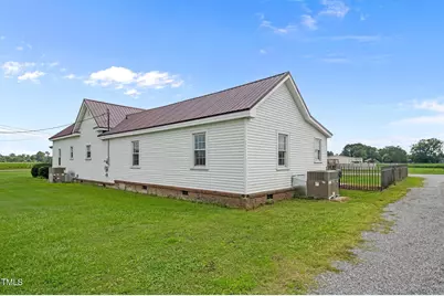 5934 Nc 42, Macclesfield, NC 27852 - Photo 10