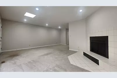 933 Creek Side Run, Fayetteville, NC 28303 - Photo 4