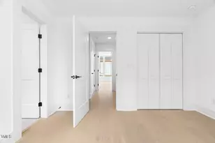 2 Seawell Ave, Raleigh, NC 27601 - Photo 12