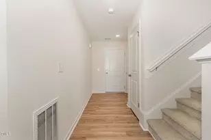 17 W Emily Gardens Dr, Selma, NC 27576 - Photo 4
