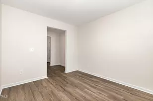 73 W Emily Gardens Dr, Selma, NC 27576 - Photo 8