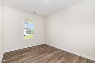 73 W Emily Gardens Dr, Selma, NC 27576 - Photo 4