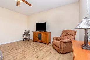 140 Rivercamp St, Clayton, NC 27527 - Photo 8