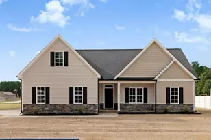 102 Chester Pl, Pikeville, NC 27863 - Photo 2