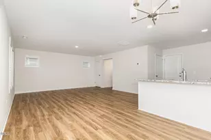 40 W Emily Gardens Dr, Selma, NC 27576 - Photo 6