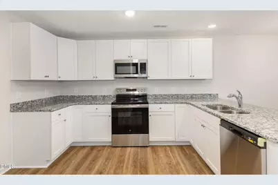 40 W Emily Gardens Drive, Selma, NC 27576 - Photo 8