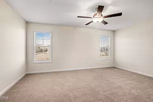 12 E Emily Gardens Dr, Selma, NC 27576 - Photo 24