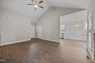 127 Daniel St, Oxford, NC 27565 - Photo 4