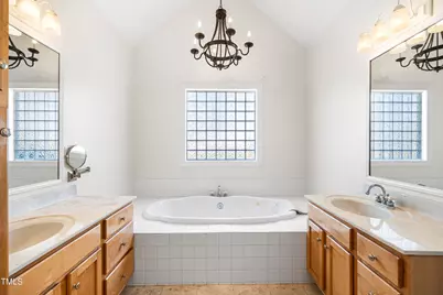 3337 Scarlet Oak Drive, Mebane, NC 27302 - Photo 8