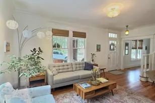 901 W Markham Ave, Durham, NC 27701 - Photo 10