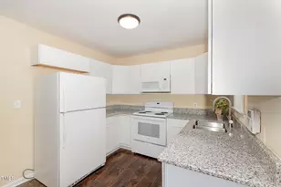 2125 Ventana Ln, Raleigh, NC 27604 - Photo 6