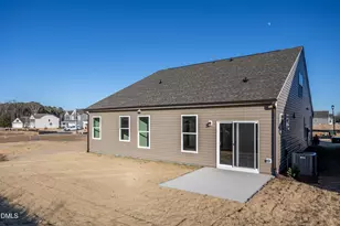 32 Quilting Dr, Benson, NC 27504 - Photo 24