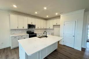 109 Quilting Dr, Benson, NC 27504 - Photo 4