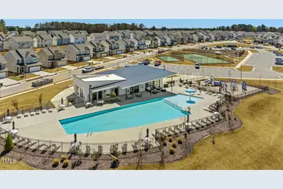 624 Hipwood Drive, Zebulon, NC 27597 - Photo 4