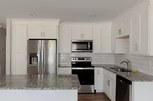 103 E Allen St, Four Oaks, NC 27524 - Photo 4