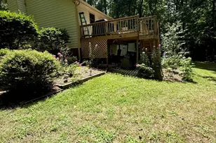 212 Long Needle Dr, Clayton, NC 27520 - Photo 2
