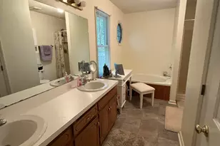 212 Long Needle Dr, Clayton, NC 27520 - Photo 12