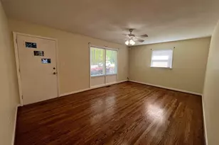 207 W Boundary St, Cary, NC 27511 - Photo 4