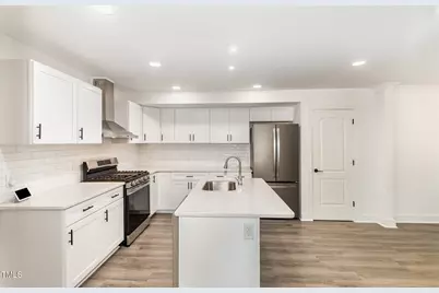 819 Cumberland Street, Raleigh, NC 27610 - Photo 10