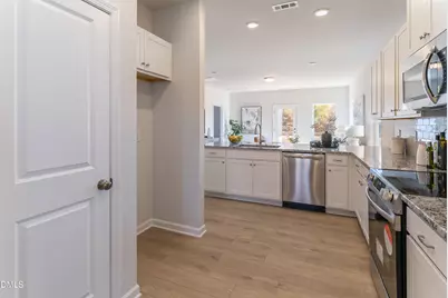 340 Ambassador Drive, Clayton, NC 27520 - Photo 8