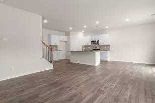 1067 Misty Creek Dr, Aberdeen, NC 28315 - Photo 10