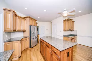 128 Crescent Dr, Dunn, NC 28334 - Photo 6