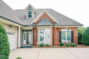 128 Crescent Dr, Dunn, NC 28334 - Photo 2